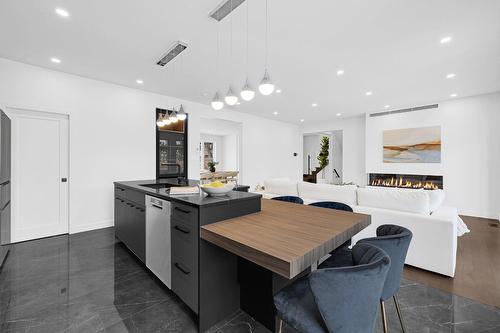 Kitchen - 539 Church Street, Beaconsfield, QC - Indoor