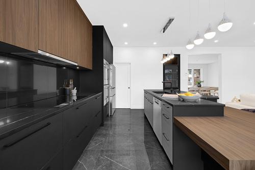 Kitchen - 539 Church Street, Beaconsfield, QC - Indoor Photo Showing Kitchen