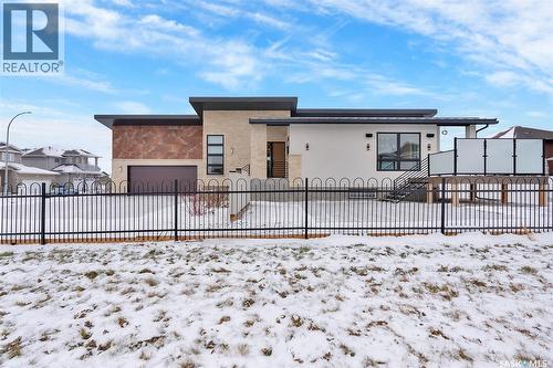 8267 Wascana Gardens Point, Regina, SK - Outdoor