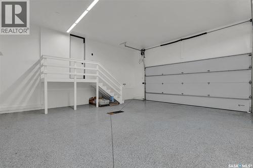 8267 Wascana Gardens Point, Regina, SK - Indoor Photo Showing Garage