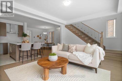 1358 Fourth Line, Milton, ON - Indoor Photo Showing Living Room