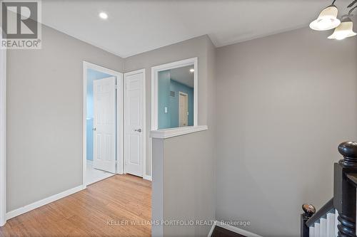 2340 Joshua Drive, Burlington, ON - Indoor Photo Showing Other Room