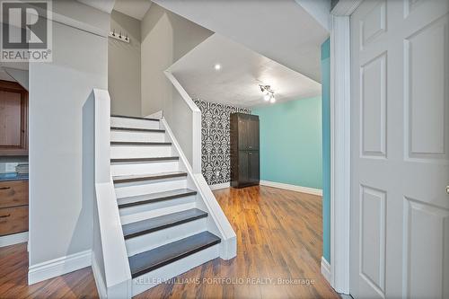 2340 Joshua Drive, Burlington, ON - Indoor Photo Showing Other Room