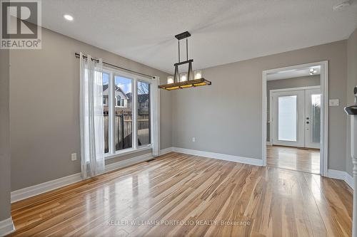 2340 Joshua Drive, Burlington, ON - Indoor Photo Showing Other Room