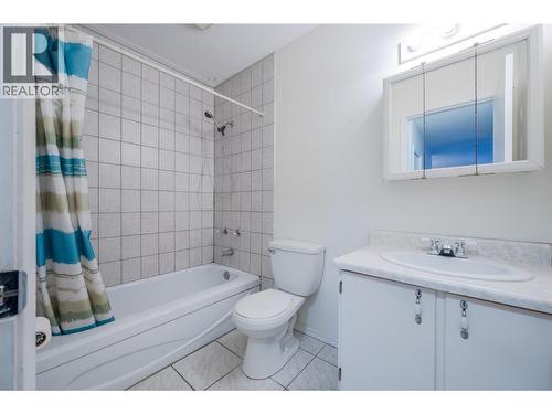 198 Roy Avenue Unit# 204, Penticton, BC - Indoor Photo Showing Bathroom