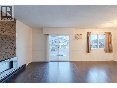 198 Roy Avenue Unit# 204, Penticton, BC - Indoor With Fireplace