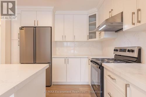 288 - 100 Brownleigh Avenue, Welland (Welland Downtown), ON - Indoor Photo Showing Kitchen