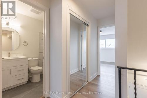 288 - 100 Brownleigh Avenue, Welland (Welland Downtown), ON - Indoor Photo Showing Bathroom