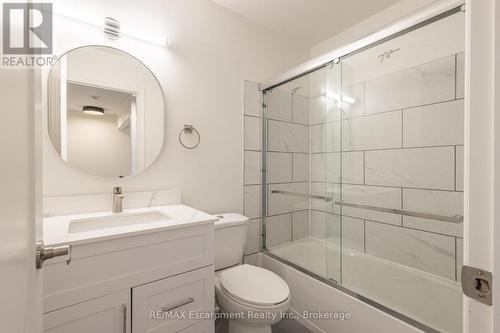 288 - 100 Brownleigh Avenue, Welland (Welland Downtown), ON - Indoor Photo Showing Bathroom