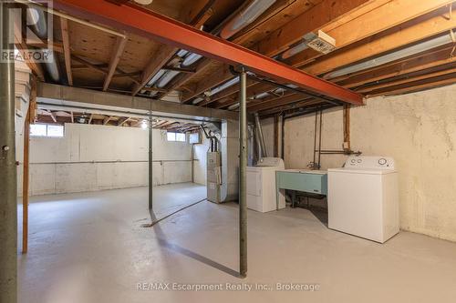 288 - 100 Brownleigh Avenue, Welland (Welland Downtown), ON - Indoor Photo Showing Laundry Room