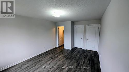 10 Moore'S Court, Markham, ON - Indoor Photo Showing Other Room