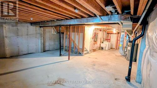 10 Moore'S Court, Markham, ON - Indoor Photo Showing Basement