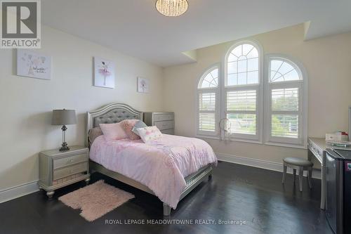 1 Royal West Drive, Brampton, ON - Indoor Photo Showing Bedroom
