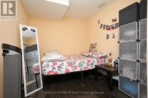 40 Nathaniel Crescent, Brampton, ON - Indoor Photo Showing Bedroom