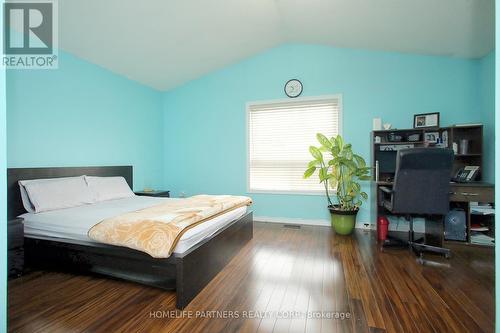 40 Nathaniel Crescent, Brampton, ON - Indoor Photo Showing Bedroom