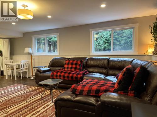 94 Coho Avenue, Kitimat, BC - Indoor Photo Showing Living Room