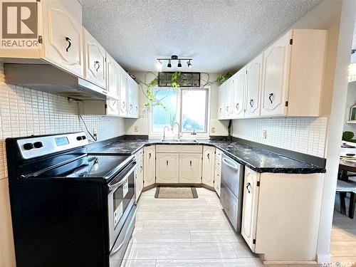 1015 Wyllie Crescent, Prince Albert, SK - Indoor Photo Showing Kitchen