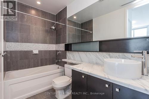 Ph03 - 11 Brunel Court, Toronto, ON - Indoor Photo Showing Bathroom