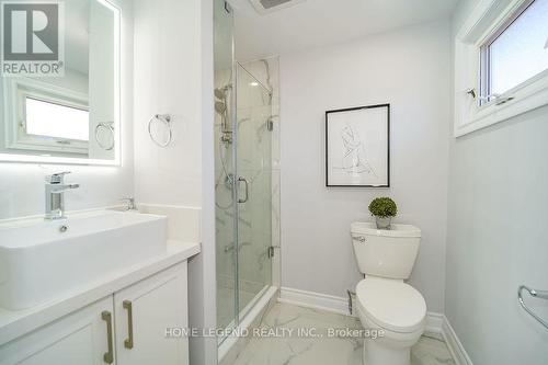 36 Pebblehill Square, Toronto, ON - Indoor Photo Showing Bathroom