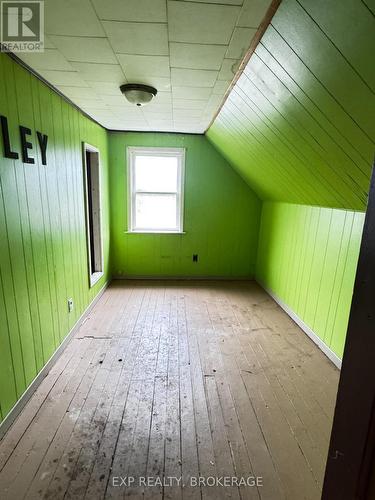 243 Hwy. #28 Highway, Addington Highlands (Addington Highlands), ON - Indoor Photo Showing Other Room