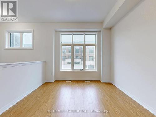 28 Millman Lane, Richmond Hill, ON - Indoor Photo Showing Other Room