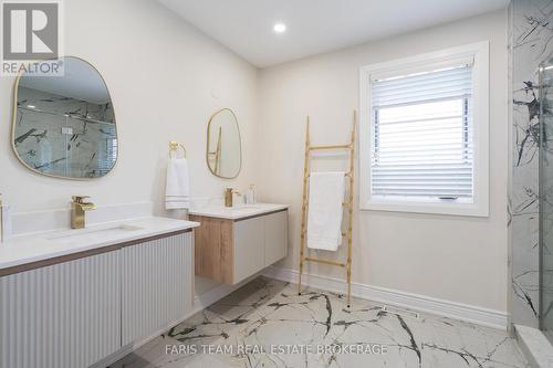 7 Golfview Boulevard, Bradford West Gwillimbury, ON - Indoor Photo Showing Bathroom