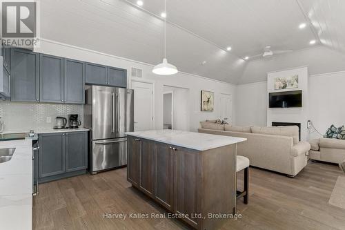 Open concept main floor - 15 - 2054 Peninsula Road, Muskoka Lakes (Medora), ON - Indoor Photo Showing Kitchen With Upgraded Kitchen