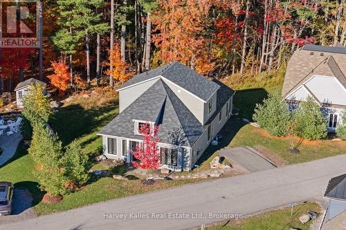 Cottage #15 at Legacy Cottages on Lake Rosseau - 15 - 2054 Peninsula Road, Muskoka Lakes (Medora), ON - Outdoor