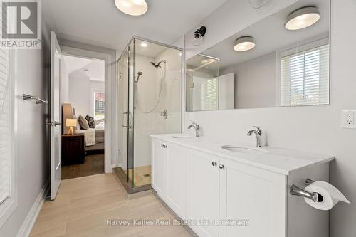 5pc primary ensuite - 15 - 2054 Peninsula Road, Muskoka Lakes (Medora), ON - Indoor Photo Showing Bathroom