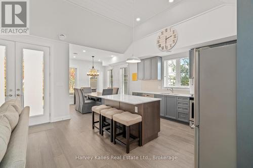 Open concept main floor - 15 - 2054 Peninsula Road, Muskoka Lakes (Medora), ON - Indoor