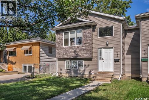 432 S AVENUE S  Saskatoon, SK S7M 3A4
