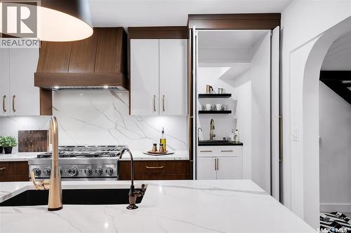 1407 13Th Street E, Saskatoon, SK - Indoor Photo Showing Kitchen