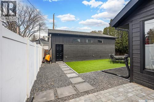 1407 13Th Street E, Saskatoon, SK - Outdoor