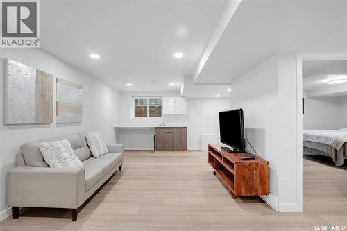 1407 13Th Street E, Saskatoon, SK - Indoor