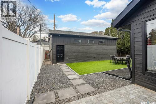 1407 13Th Street E, Saskatoon, SK - Outdoor