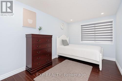 40 Monterey Avenue, Brampton, ON - Indoor Photo Showing Bedroom