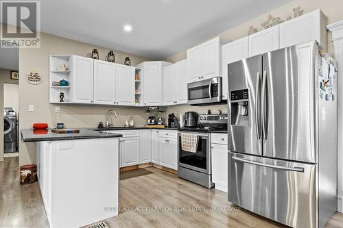 108 Dundas Street, Deseronto (Deseronto (Town)), ON - Indoor Photo Showing Kitchen