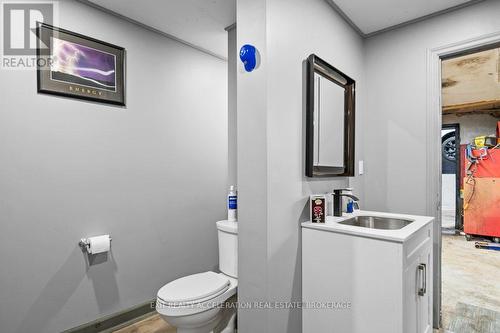 108 Dundas Street, Deseronto (Deseronto (Town)), ON - Indoor Photo Showing Bathroom