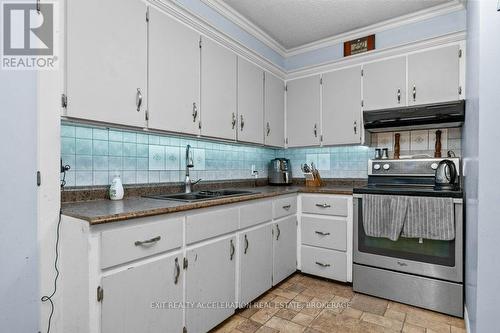 108 Dundas Street, Deseronto (Deseronto (Town)), ON - Indoor Photo Showing Kitchen With Double Sink