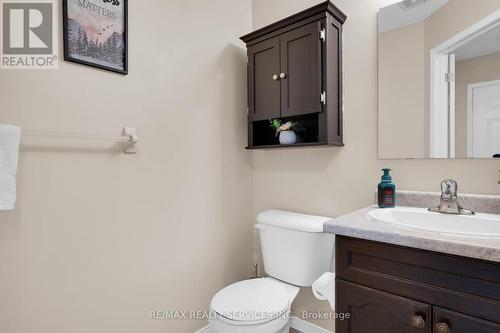 36 Fallowfield Drive, Kitchener, ON - Indoor Photo Showing Bathroom