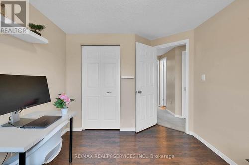 36 Fallowfield Drive, Kitchener, ON - Indoor