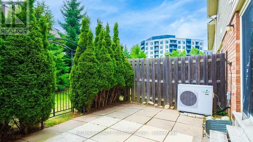 36 Fallowfield Drive, Kitchener, ON - Outdoor