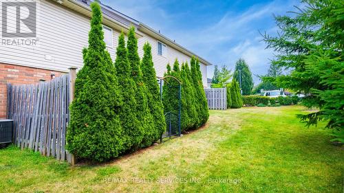 36 Fallowfield Drive, Kitchener, ON - Outdoor