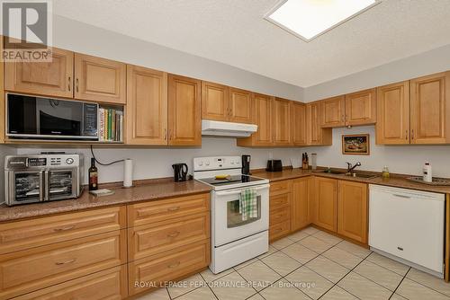 903 - 200 Lafontaine Avenue, Ottawa, ON 