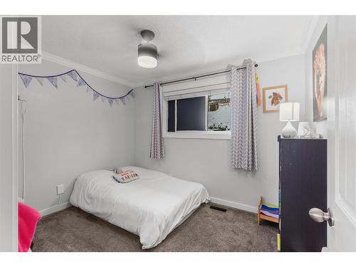 908 Gleneagles Drive, Kamloops, BC - Indoor Photo Showing Bedroom
