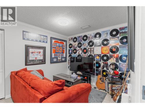 908 Gleneagles Drive, Kamloops, BC - Indoor Photo Showing Other Room