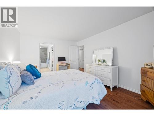 1873 Parkview Crescent Unit# 3, Kelowna, BC - Indoor Photo Showing Bedroom