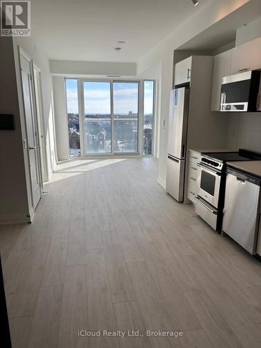 708 - 412 Silver Maple Road, Oakville, ON - Indoor Photo Showing Kitchen