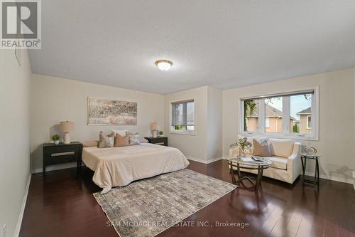 3619 Waterfall Crescent, Mississauga, ON - Indoor Photo Showing Bedroom