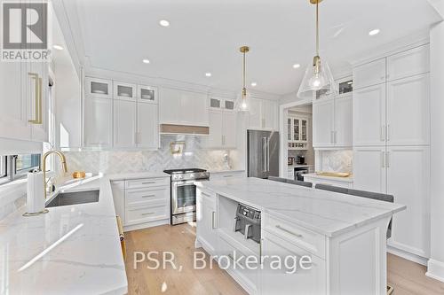 308 Appleby Line, Burlington, ON - Indoor Photo Showing Kitchen With Stainless Steel Kitchen With Upgraded Kitchen
